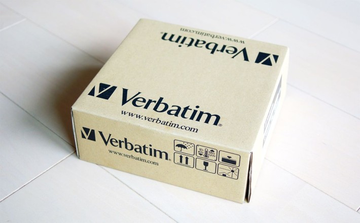 verbatimフィラメント PLA1.75mmシルバーの箱
